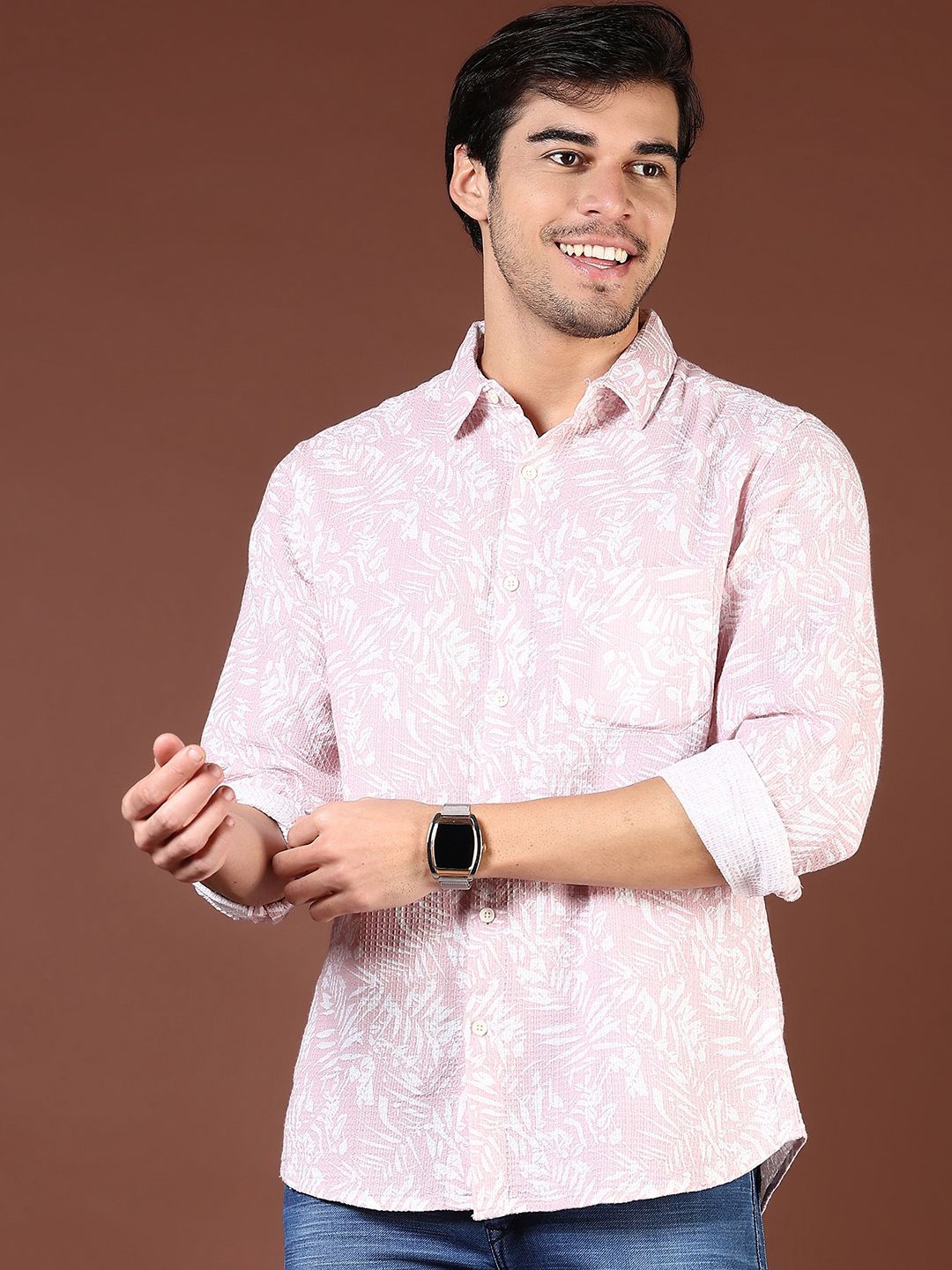 

V-Mart Men Spread Collar Floral Printed Cotton Casual Shirt, Pink