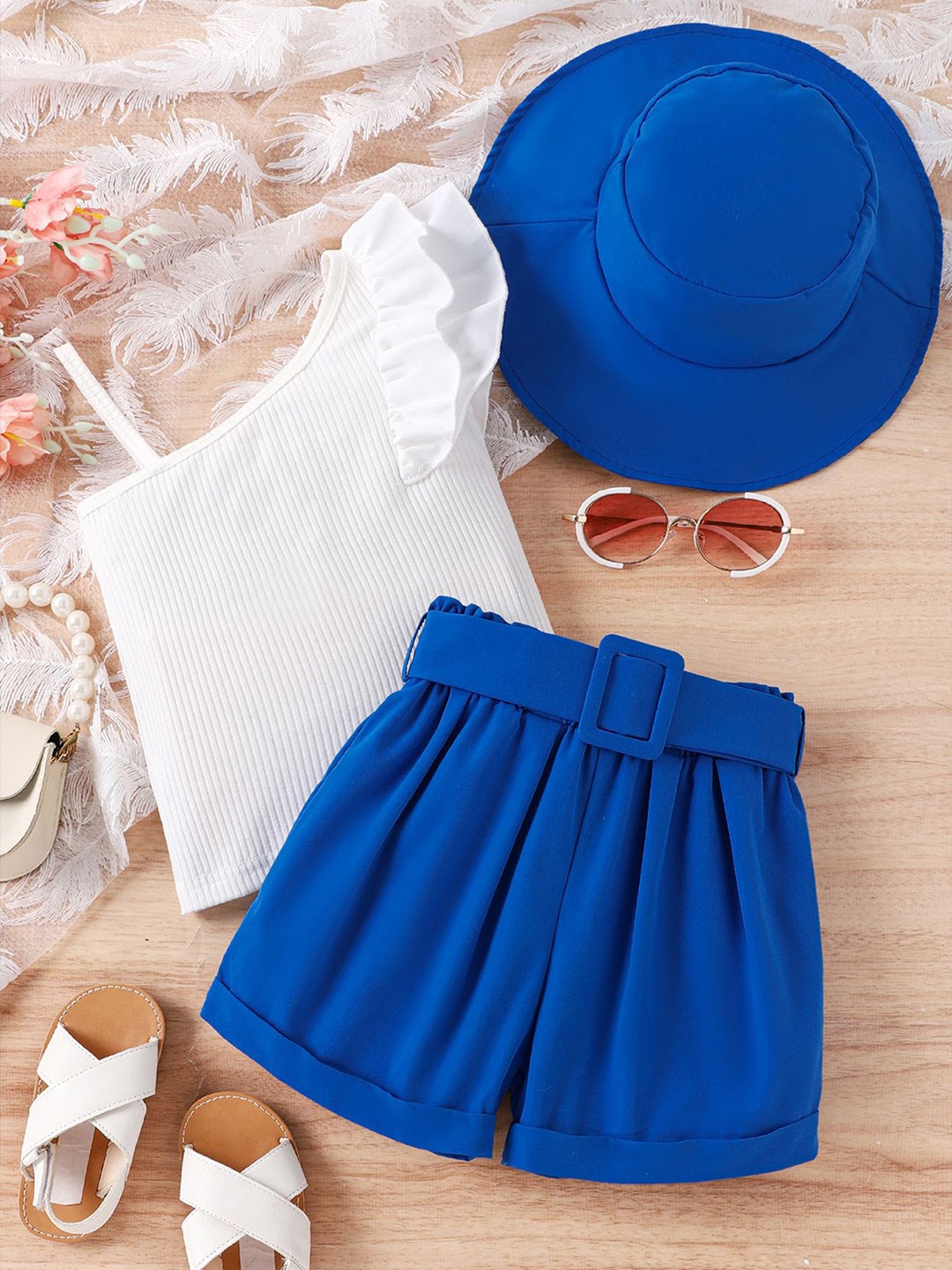 

LULU & SKY Girls Top With Shorts And Hat, White