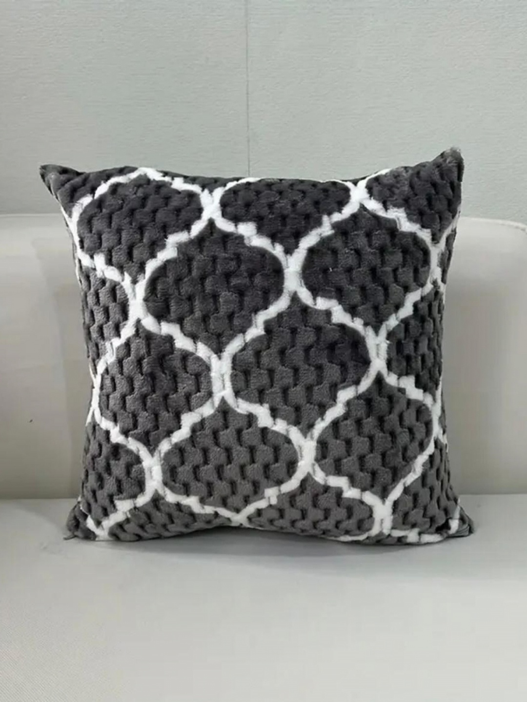 

TANLOOMS Grey & White Geometric Textured Velvet Square Cushion Cover