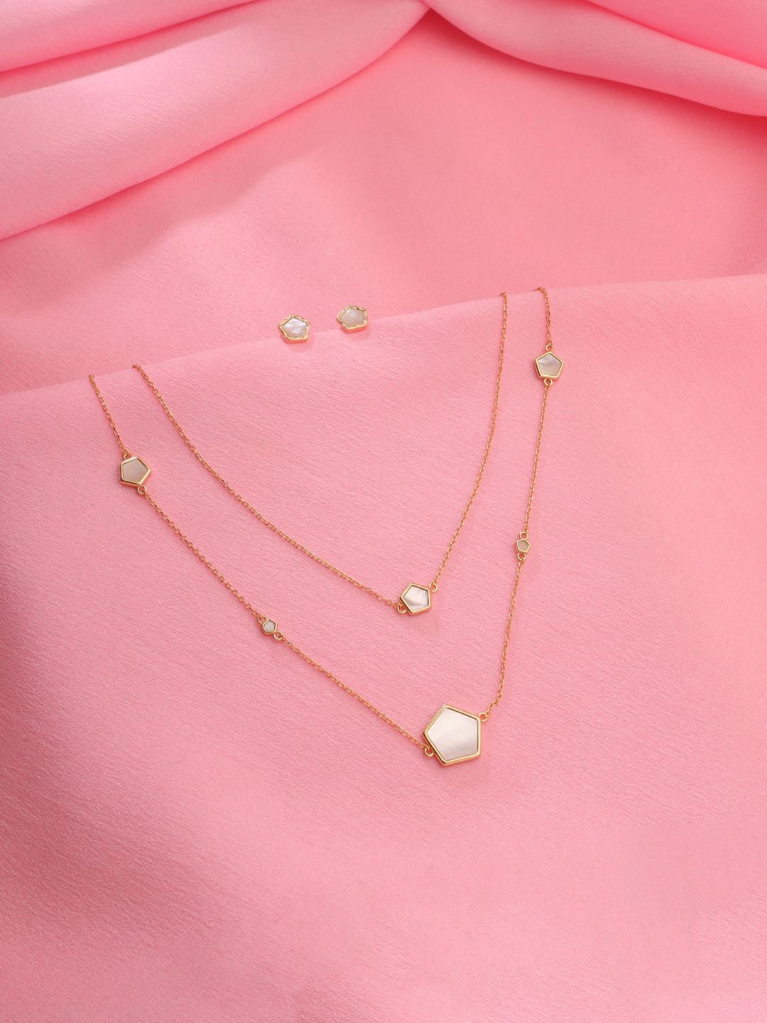 

Kicky And Perky 925 Sterling Silver Gold Plated Pearl Beaded Jewellery Set