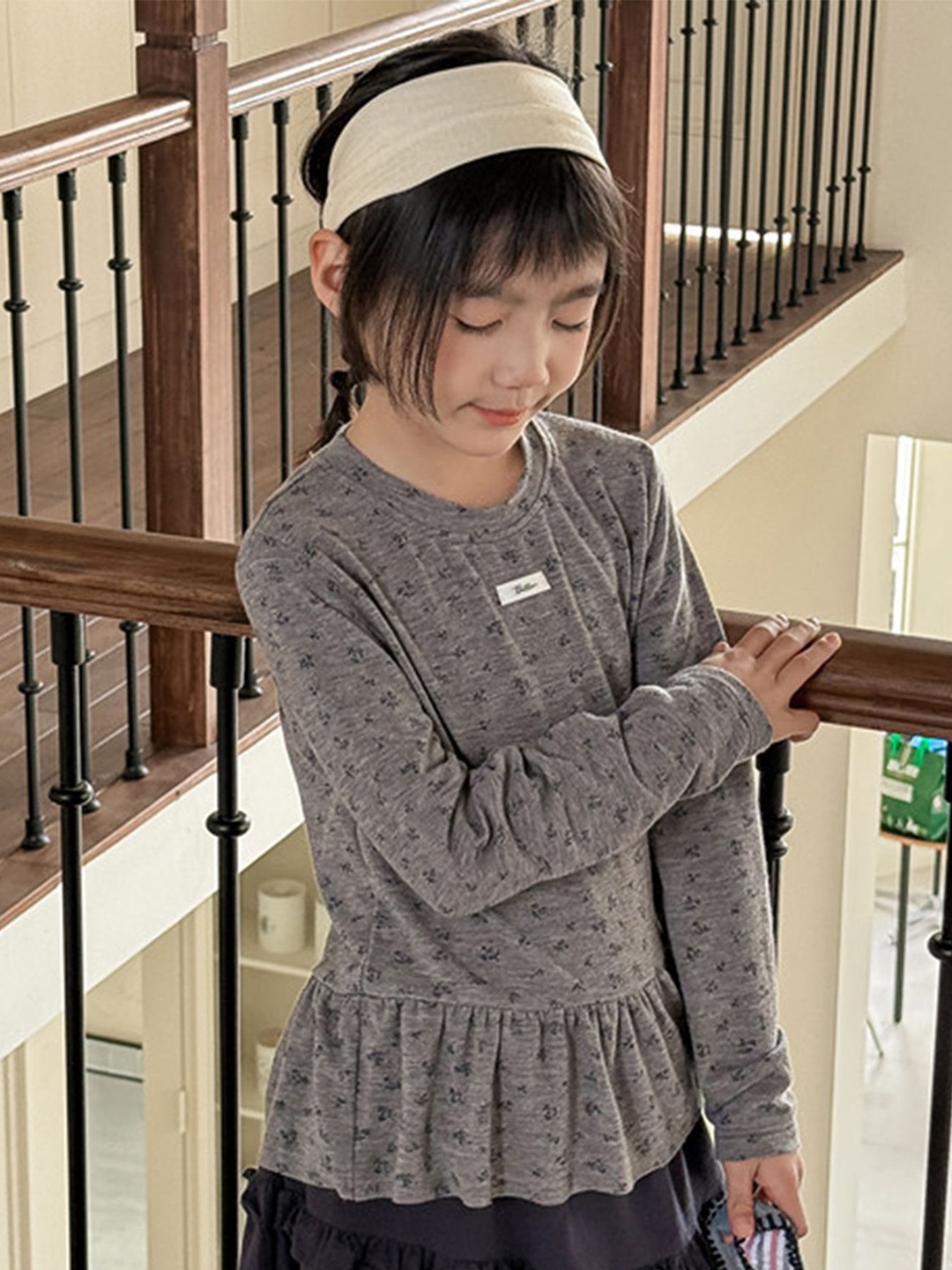 

LULU & SKY Cinched Waist Top, Grey