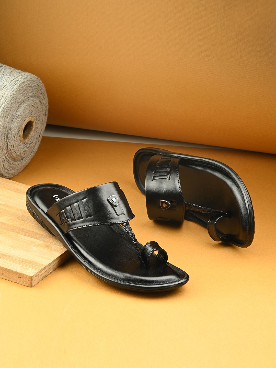 

WAINERS Men Leather Comfort Sandals, Black