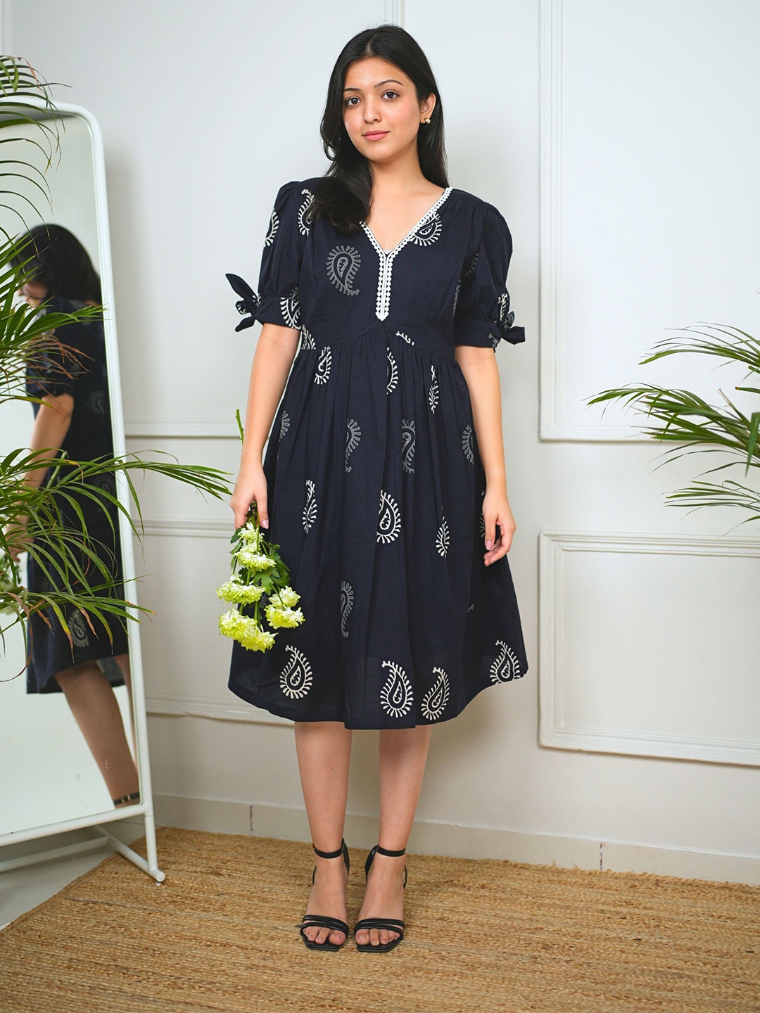 

Shreetatvam Black Peacock Handblock Dress