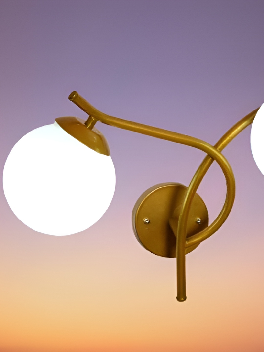 

KINIS Gold-Toned & White Metal Spherical Shaped Metal Wall Lamp
