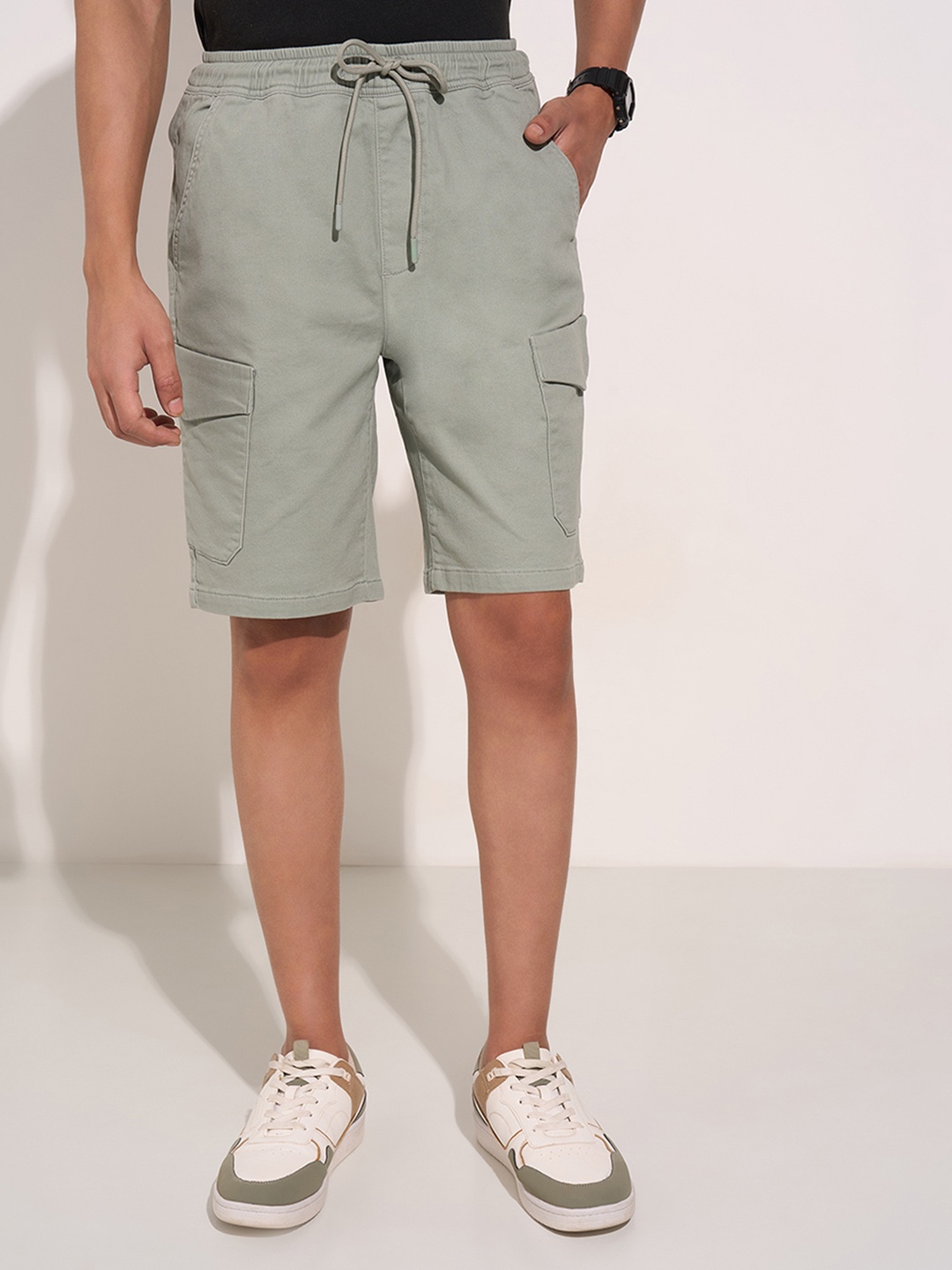 

People Men Shorts, Olive