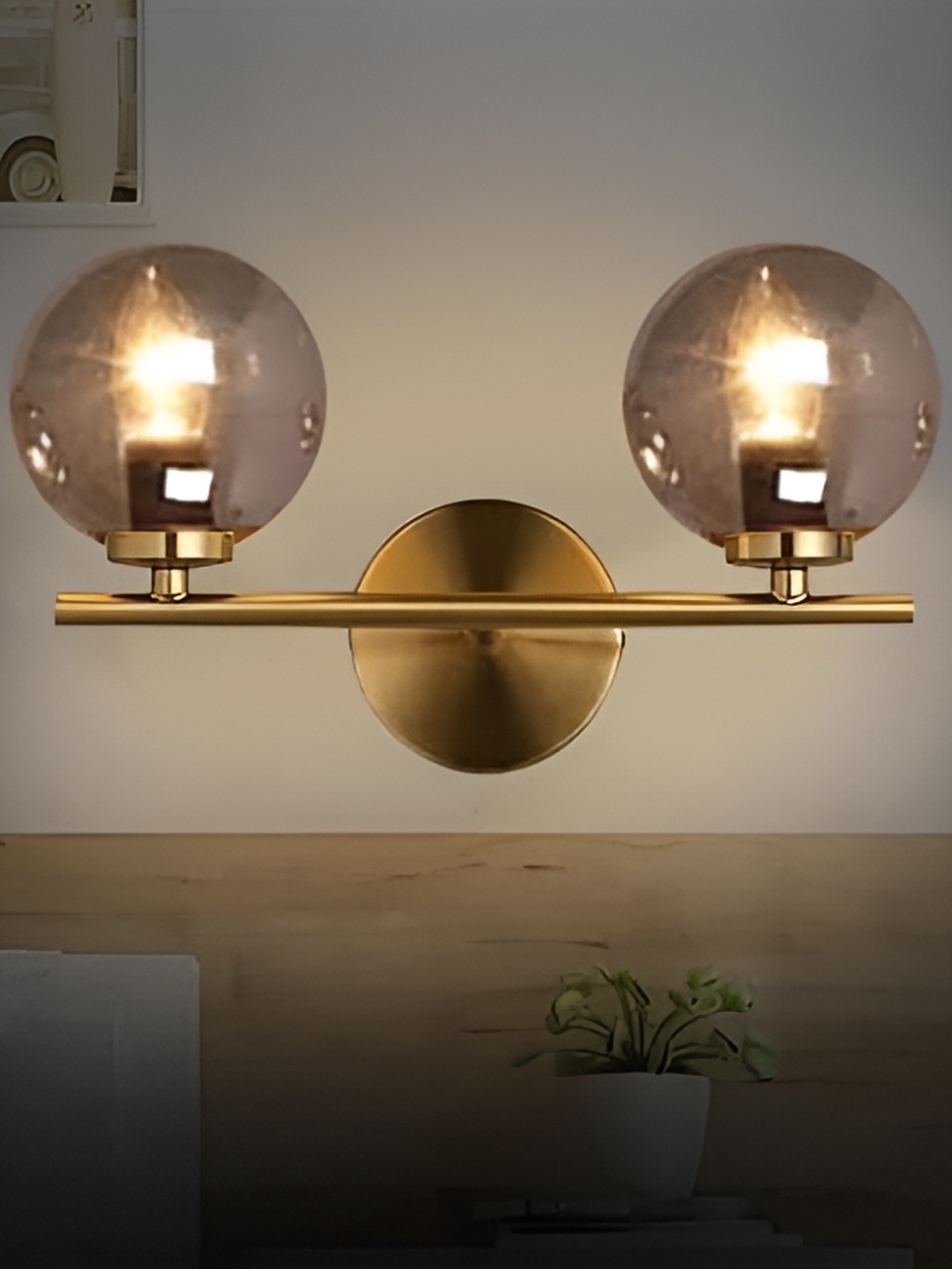 

KINIS Gold-Toned and Transparent Metal Spherical Shaped Wall Lamp