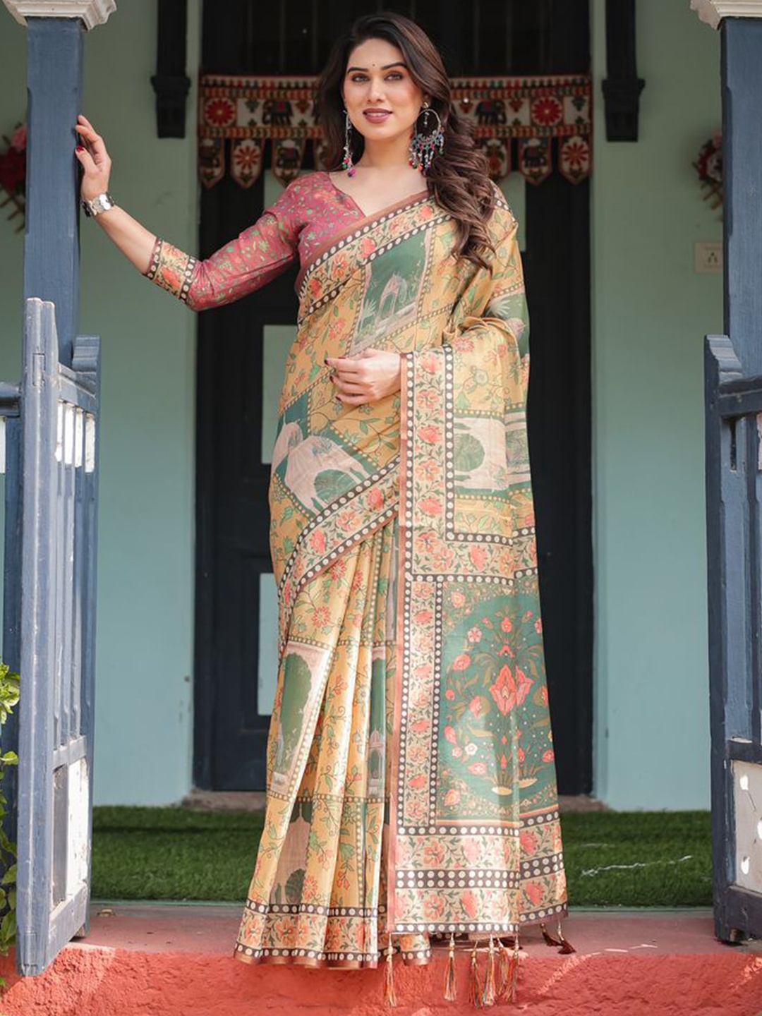 

ALMAARI FASHION Ethnic Motifs Print Pure Cotton Handloom Saree, Yellow