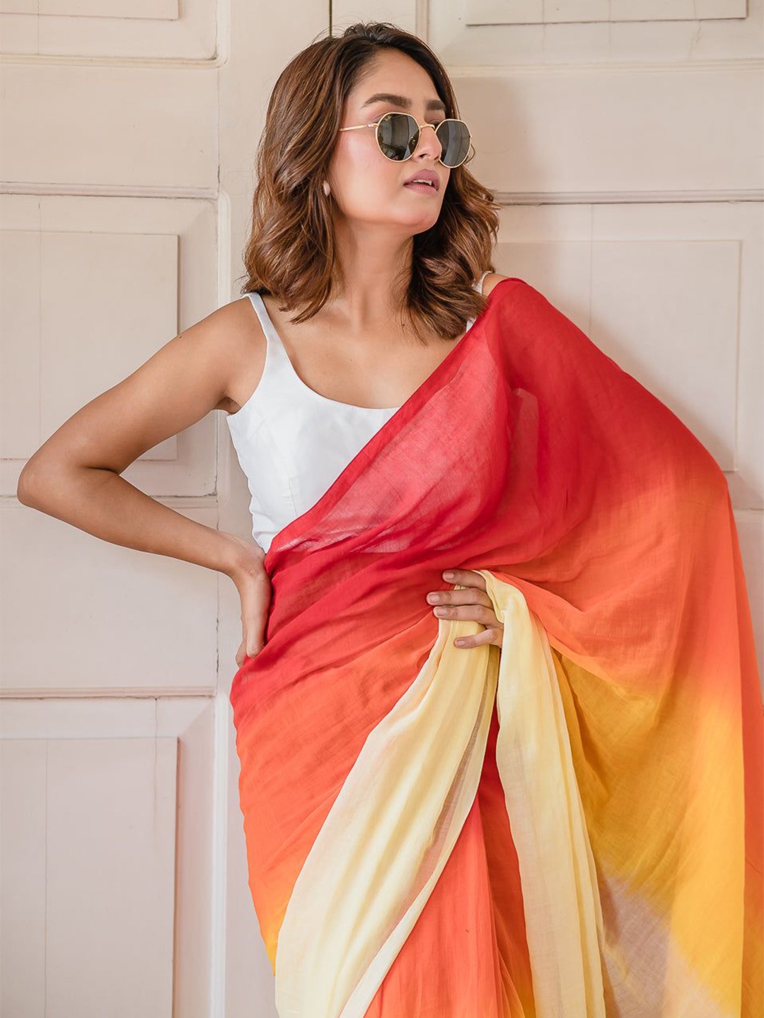 

AWRIYA Dyed Ombre Saree, Beige