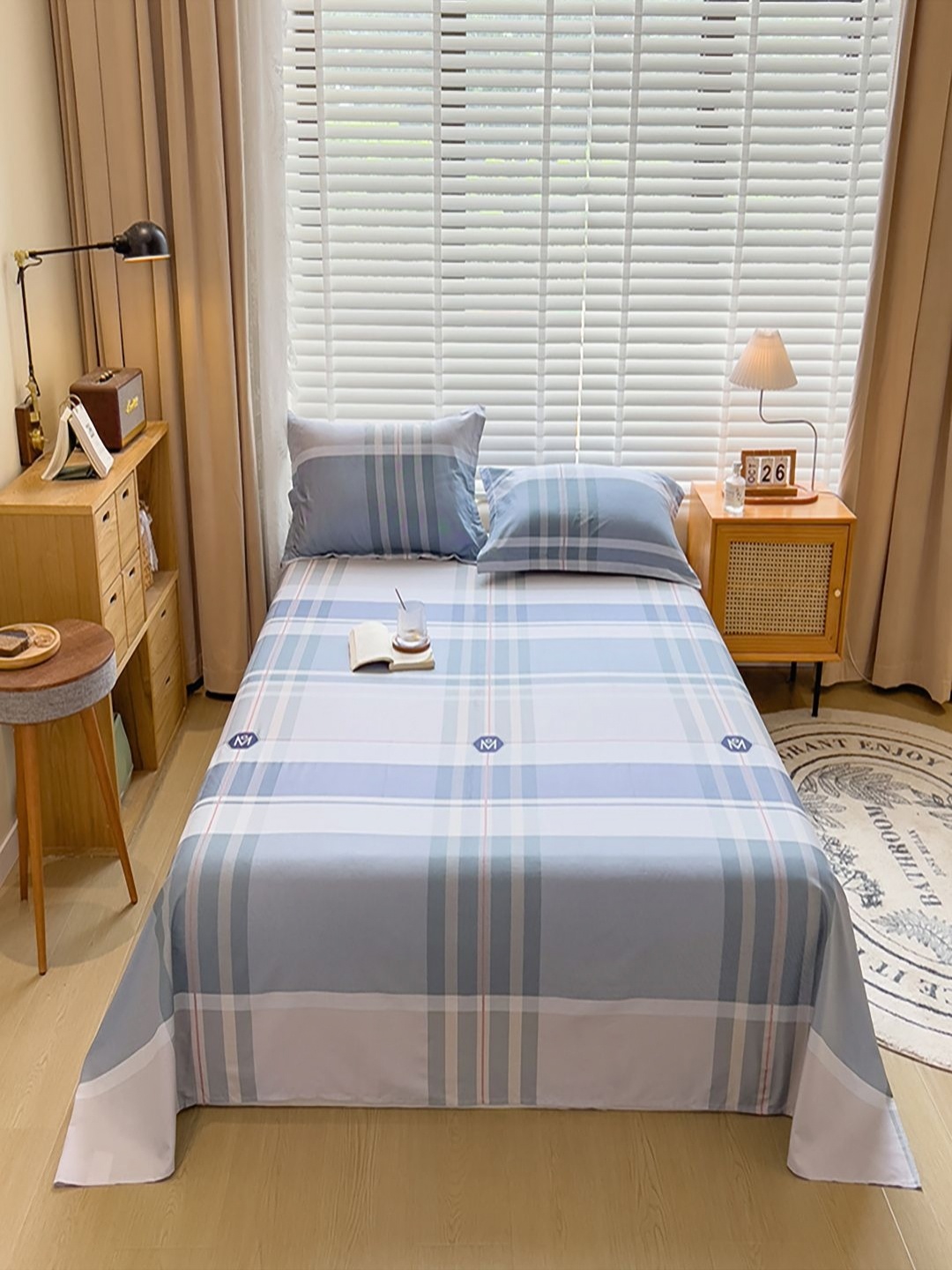 

JC HOME Grey & Blue Printed 220 TC Queen Size Bedsheet Set 1.60 m x 2.30 m