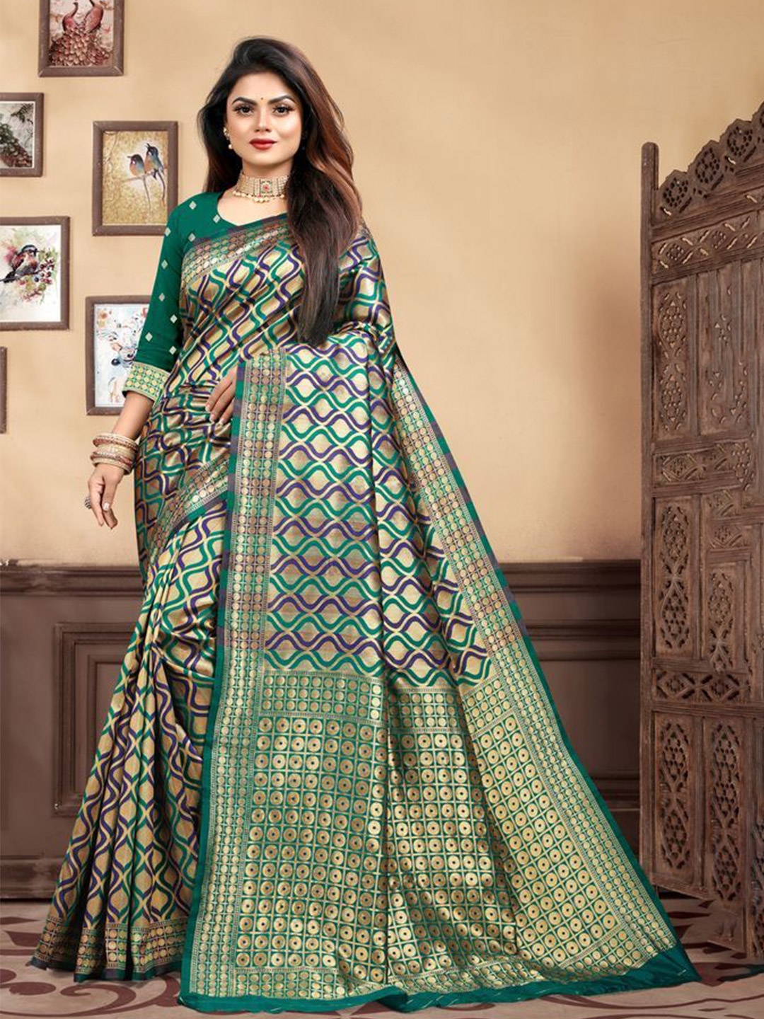 

Exclusiva Woven Design Zari Banarasi Saree, Turquoise blue