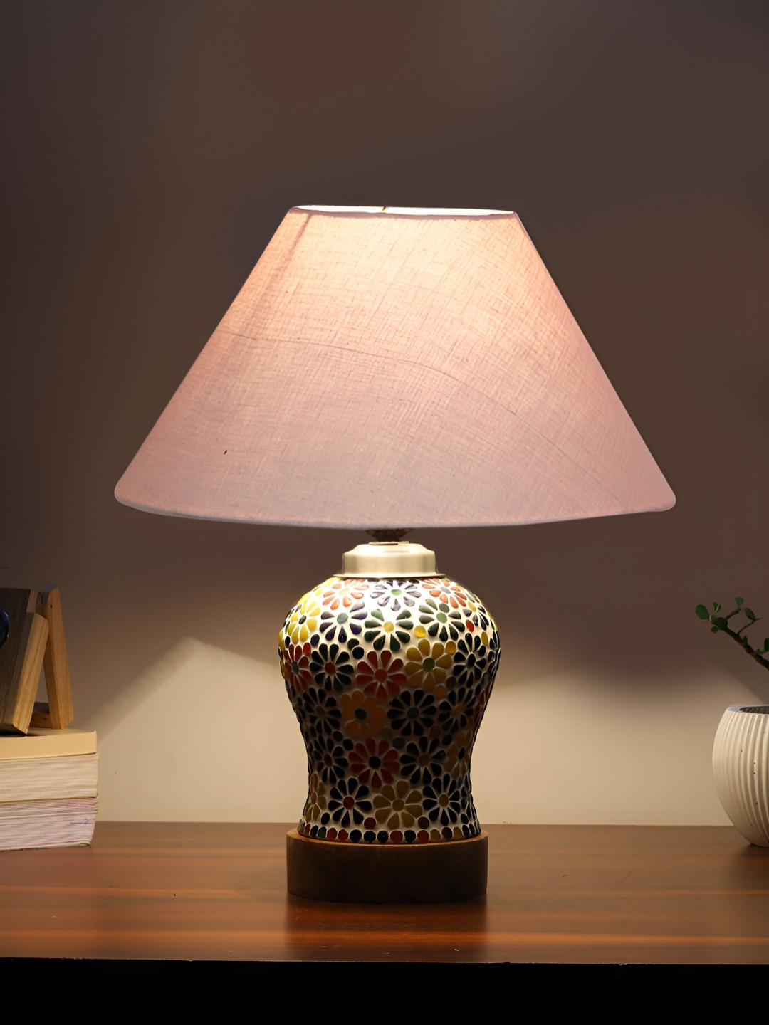 

Devansh Grey Wood Frusturical Shaped Table Lamp