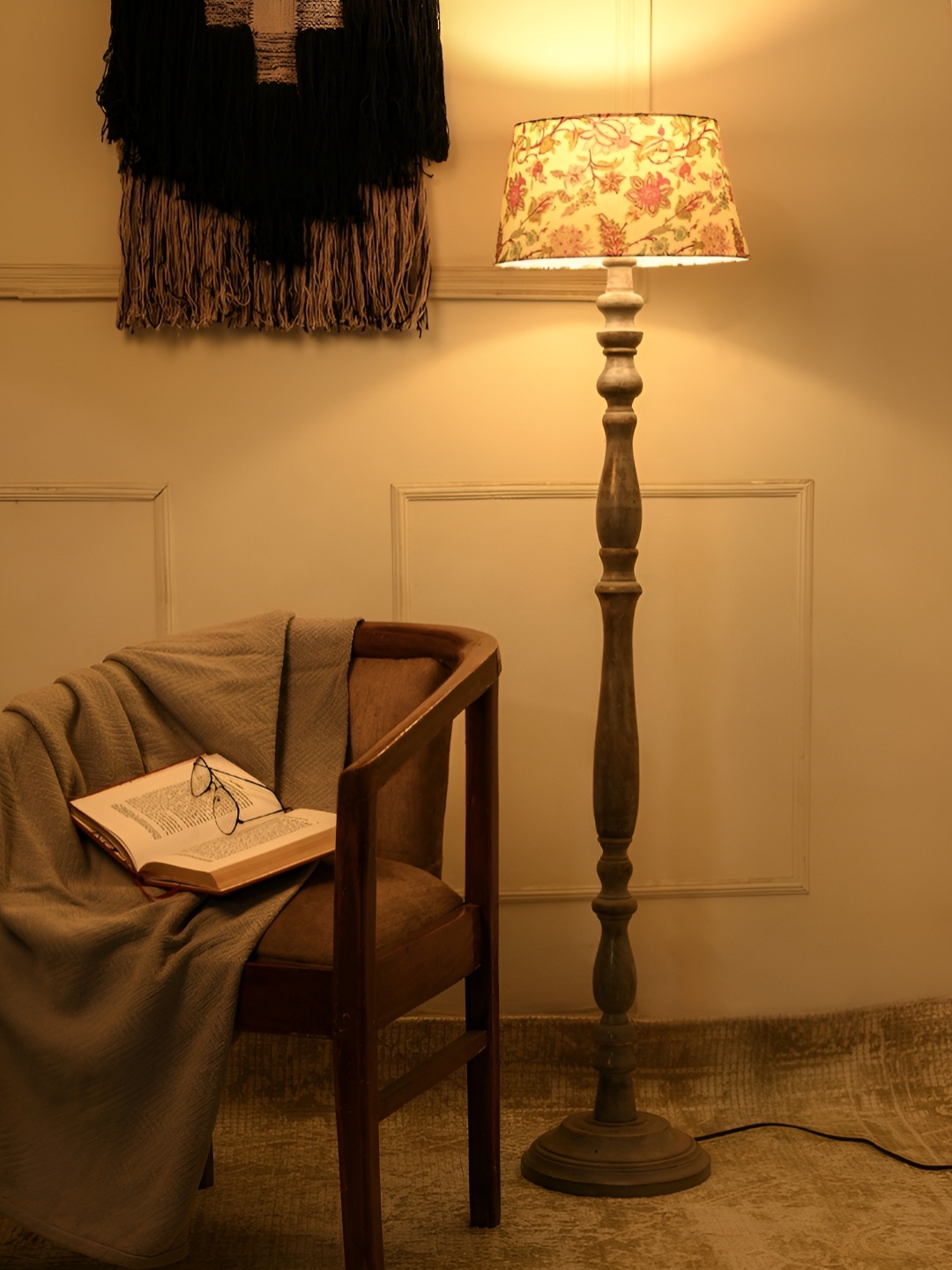 

green girgit Grey & Red Printed Wooden Frustum Shaped Floor Lamp
