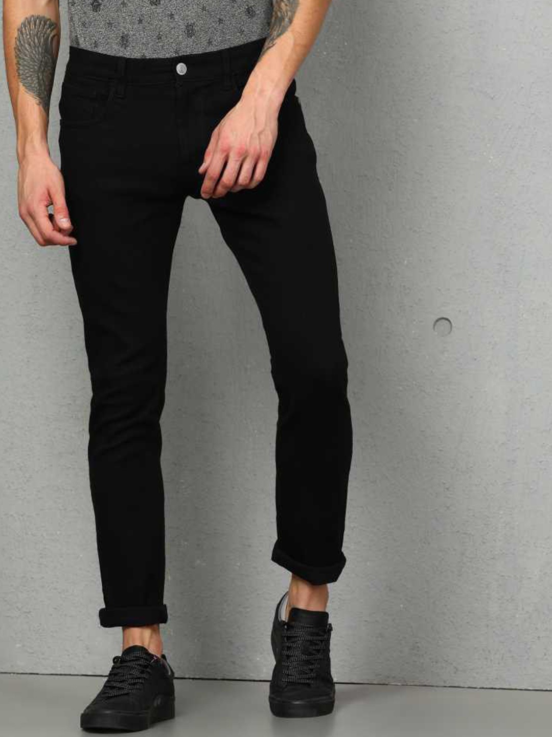

COMFITS Men Classic Slash Knee Jeans, Black