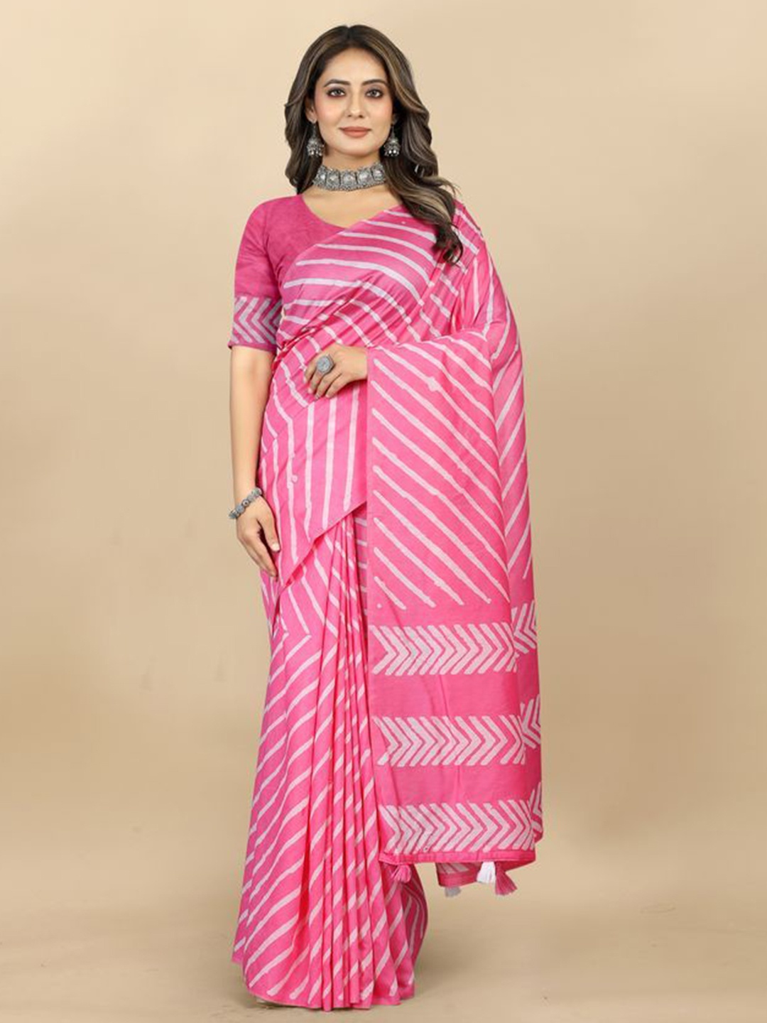 

Exclusiva Batik Satin Saree, Pink