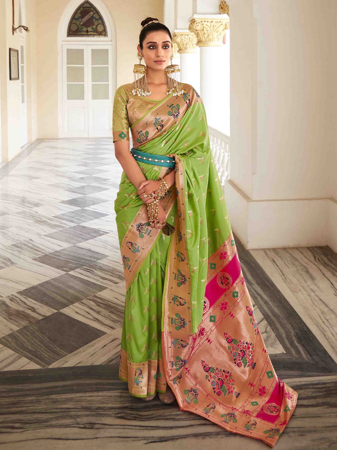 

KIMISHA Woven Design Zari Pure Georgette Handloom Paithani Saree, Green