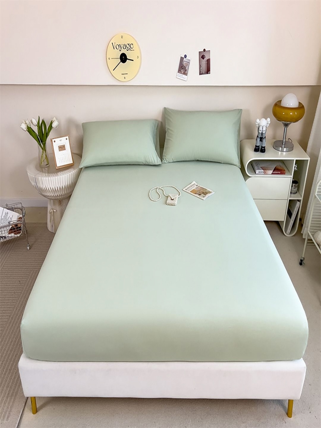 

JC HOME Green Solid Cotton 220 TC Queen Bedsheet Set 2.43m x 2.64m