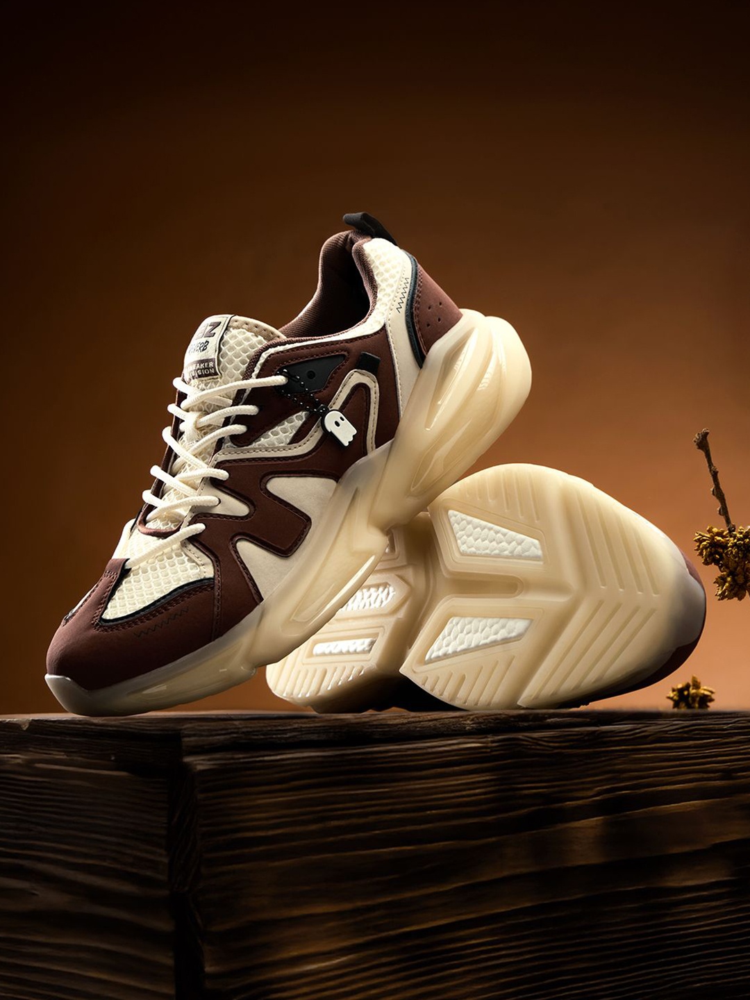 

The Souled Store Men Urban Blaze Reverb Mocha Sneakers, Cream