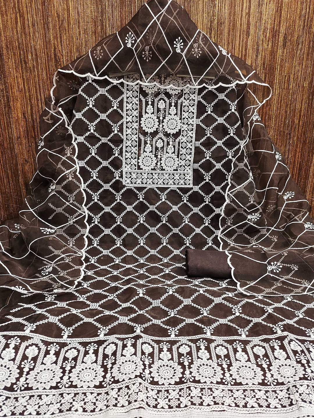 

SHADOW & SAINING Floral Zari Embroidered Organza Unstitched Dress Material, Brown