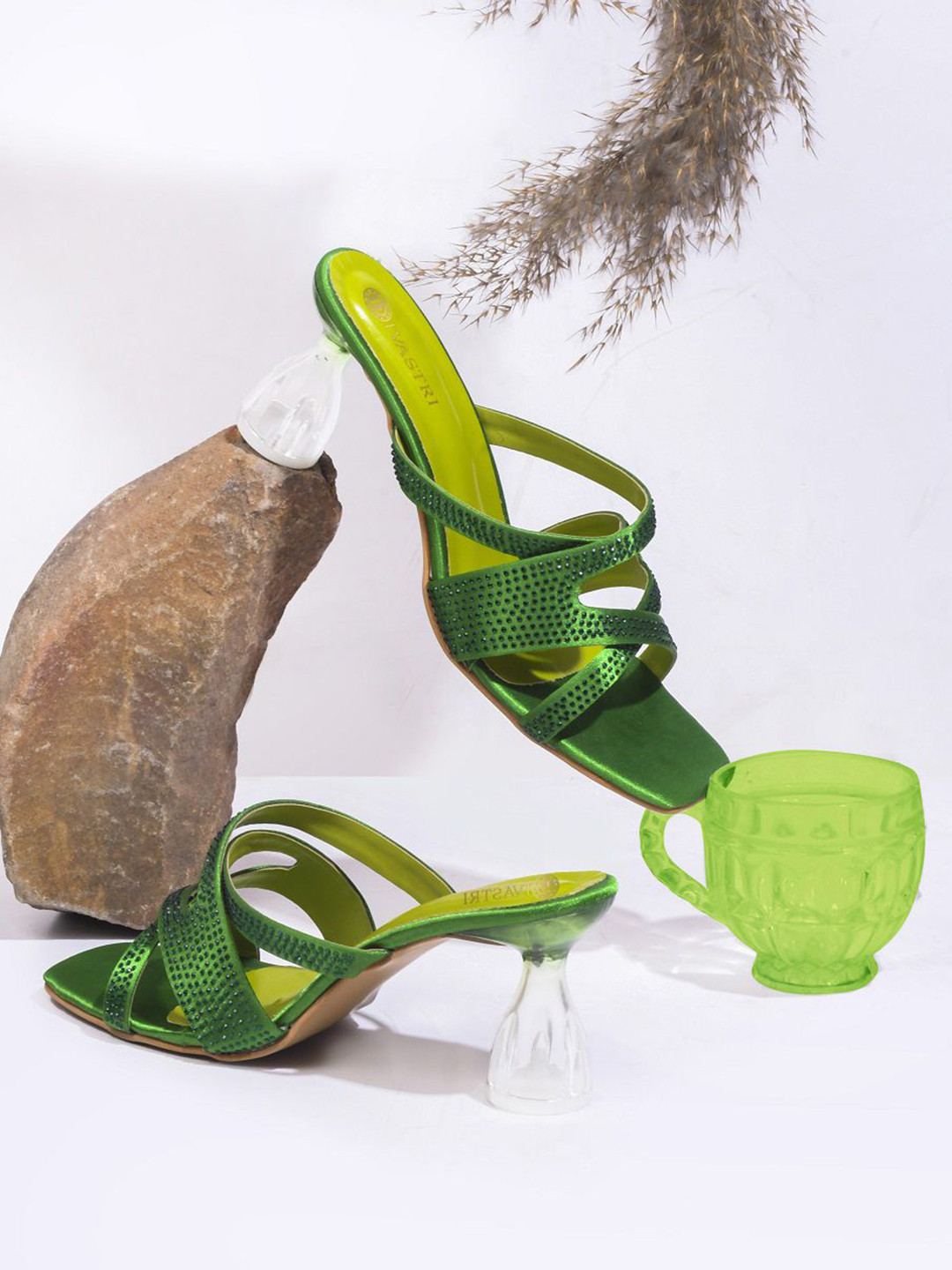 

DIVASTRI Women Open Toe Embelished Block Heel Sandals, Green