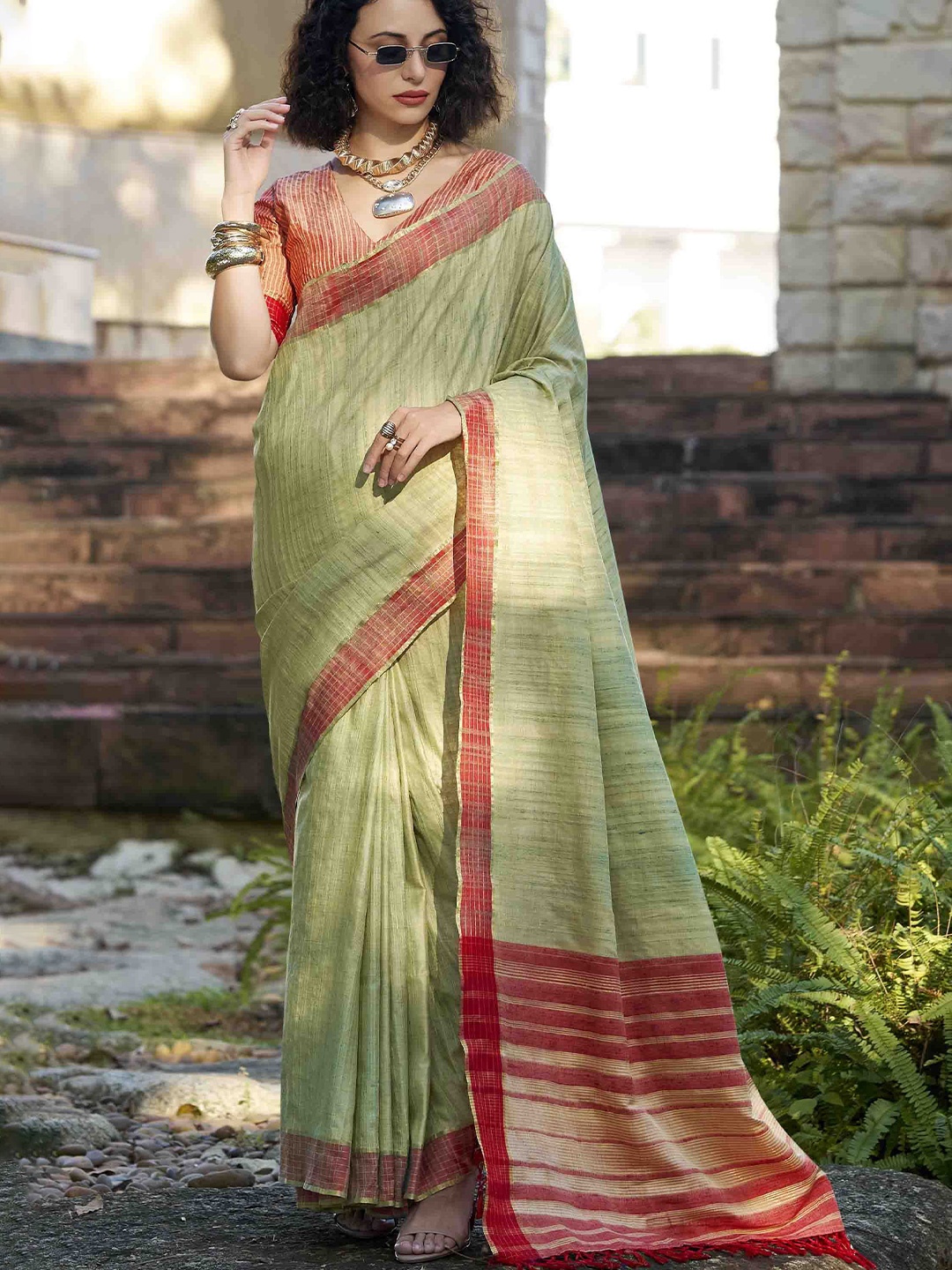 

Blissta Woven Design Zari Saree, Sea green