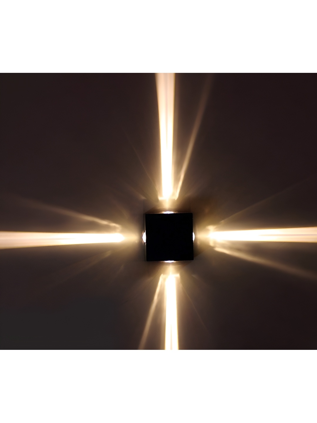 

KINIS Black Square Shaped Acrylic Wall Lamp