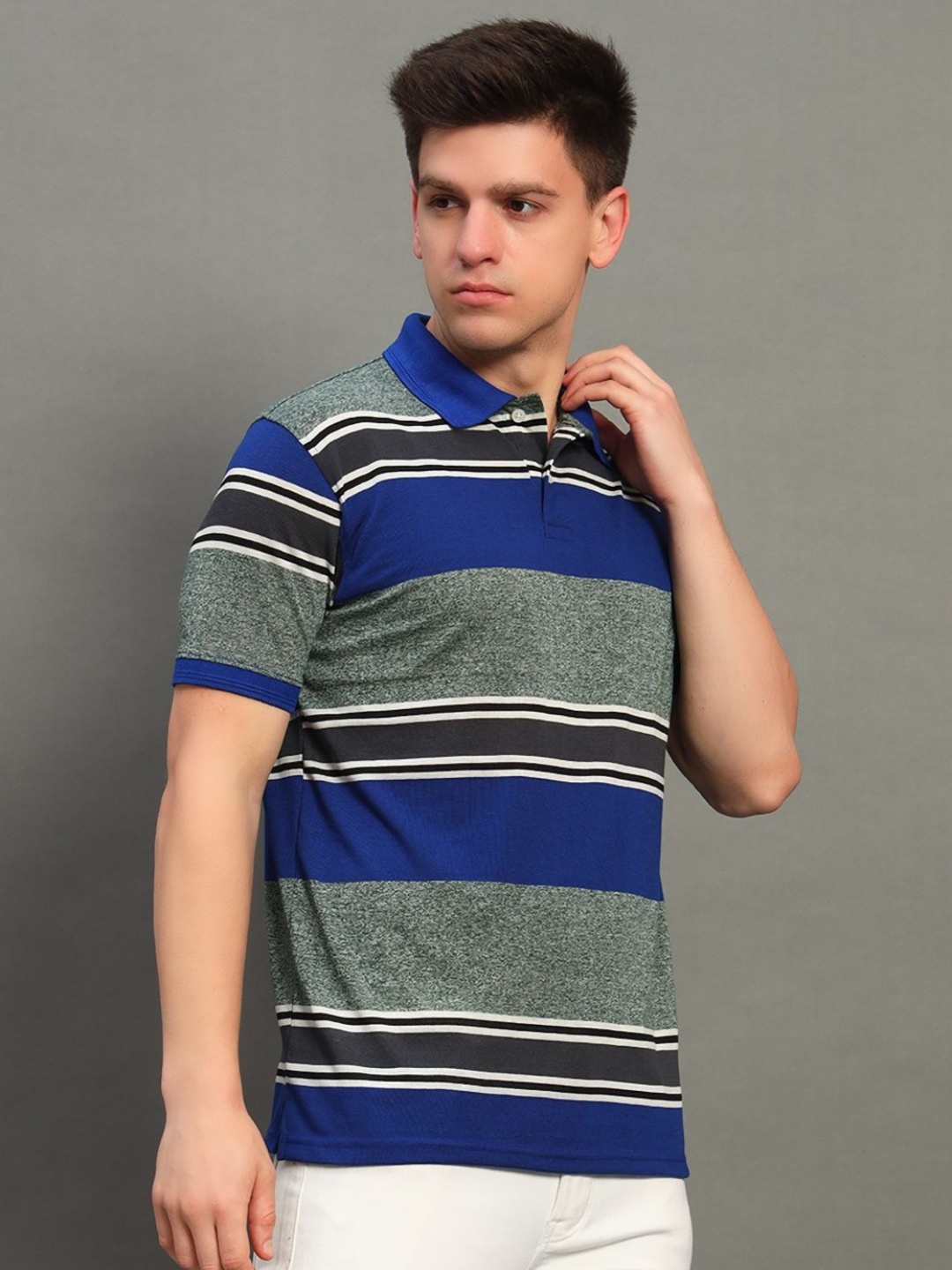 

GET GOLF Men Colourblocked Polo Collar Cotton T-shirt, Blue