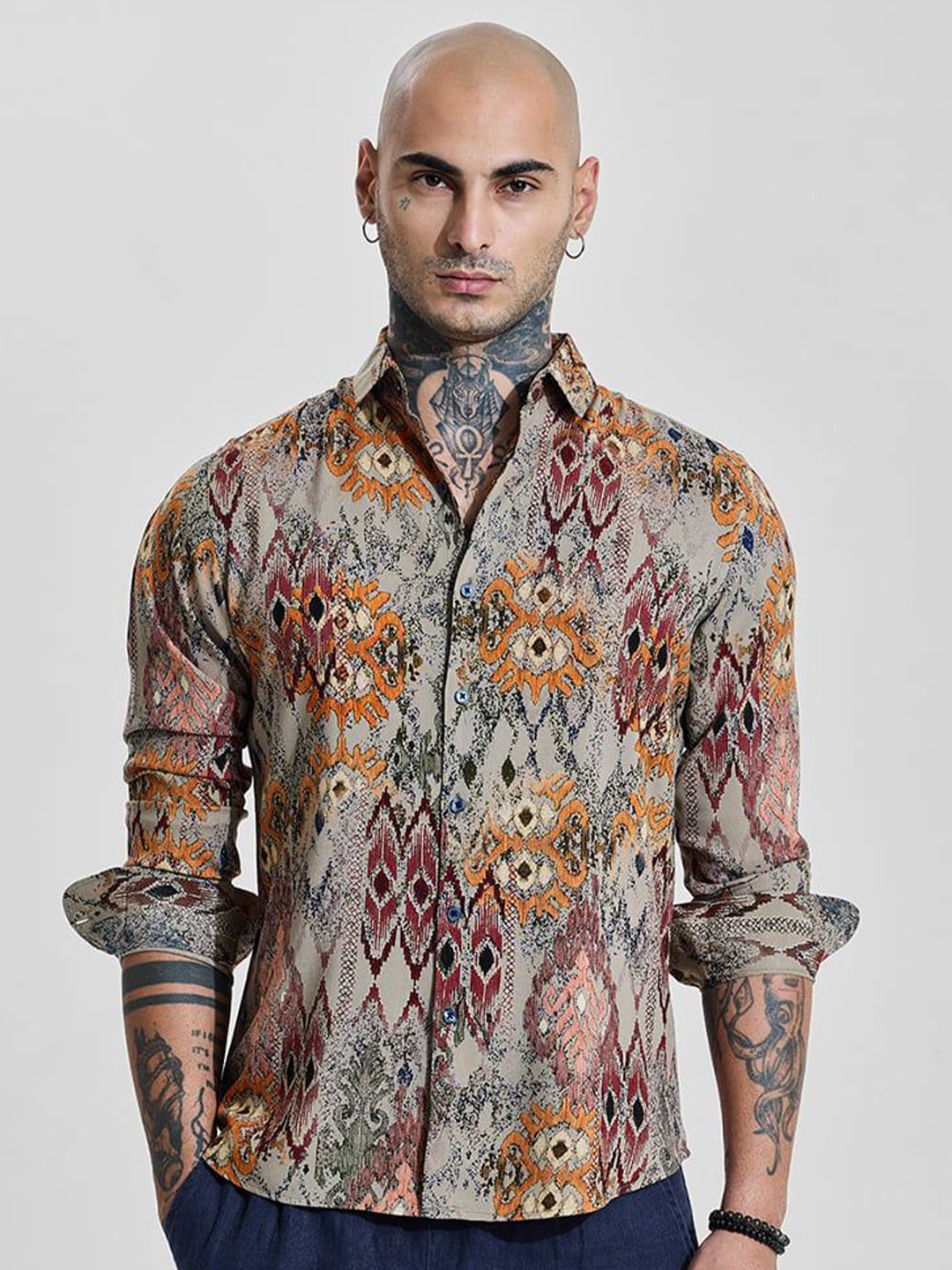 

Snitch Men Smart Slim Fit Spread Collar Abstract Printed Casual Shirt, Grey