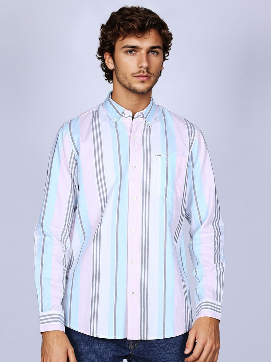 

Lee Men Slim Fit Spread Collar Vertical Striped Cotton Casual Shirt, Blue