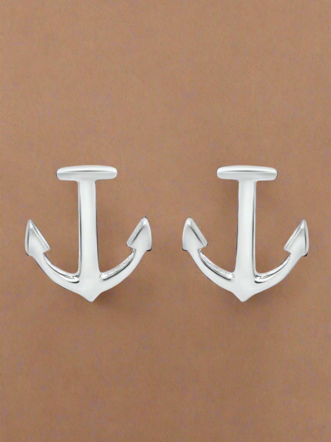 

Nipura Contemporary Studs Earrings, Silver