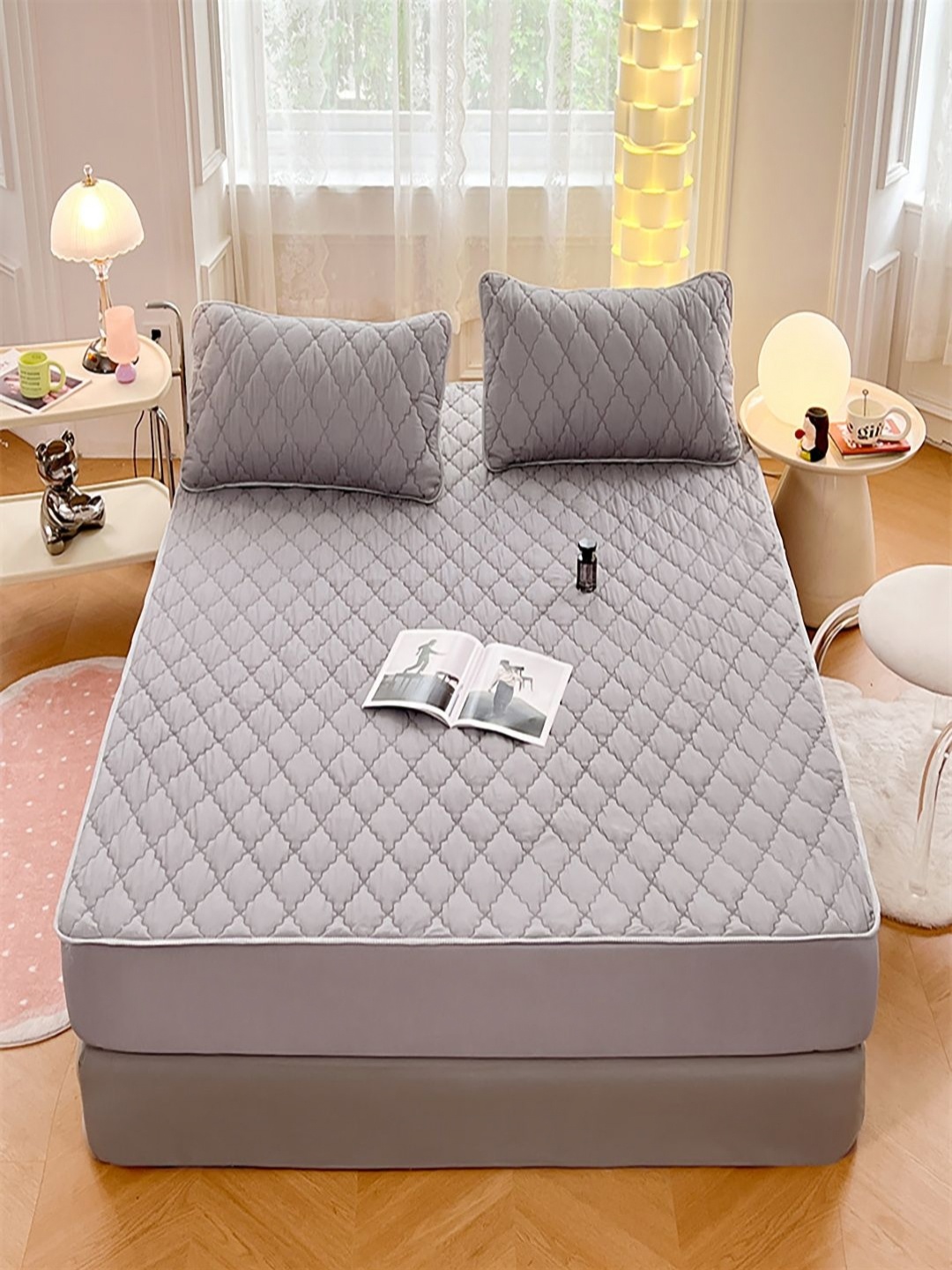 

JC HOME Grey Geometric 150 TC Queen Bedsheet Set 2 m x 1.5 m
