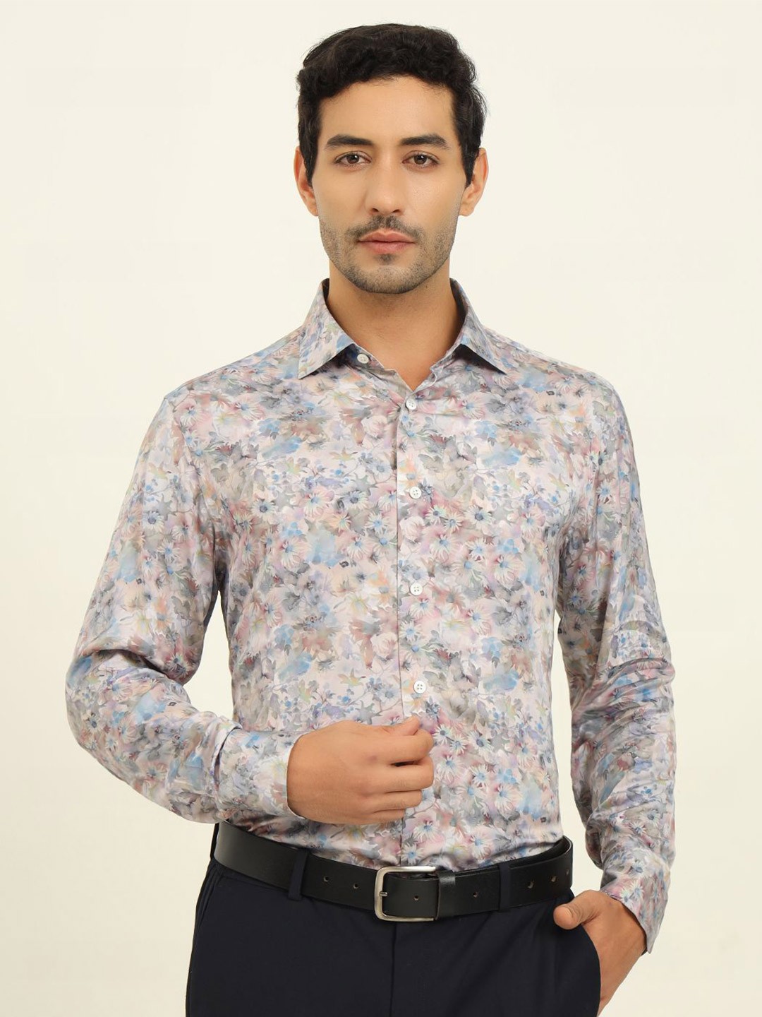 

JADE BLUE Men Slim Fit Spread Collar Floral Printed Formal Shirt, Peach