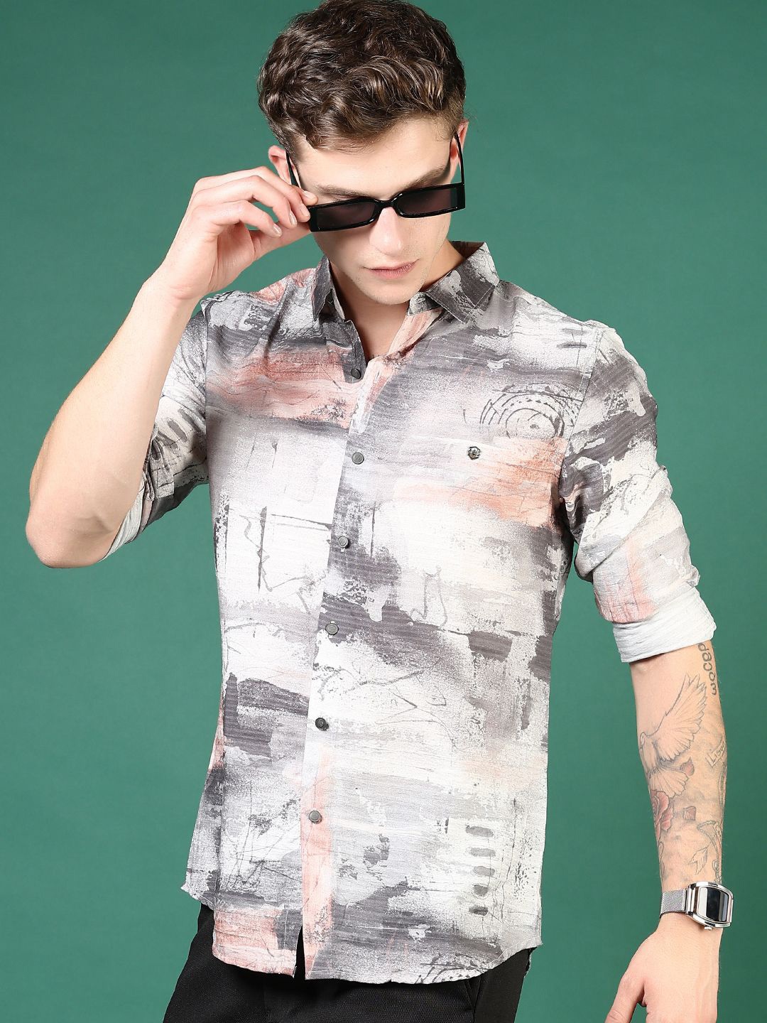 

V-Mart Men Slim Fit Spread Collar Camouflage Printed Cotton Casual Shirt, Grey
