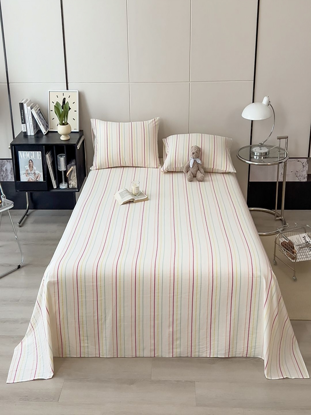 

JC HOME White & Pink Striped Cotton 220 TC King Bedsheet Set- 2.30 m x 2.50 m