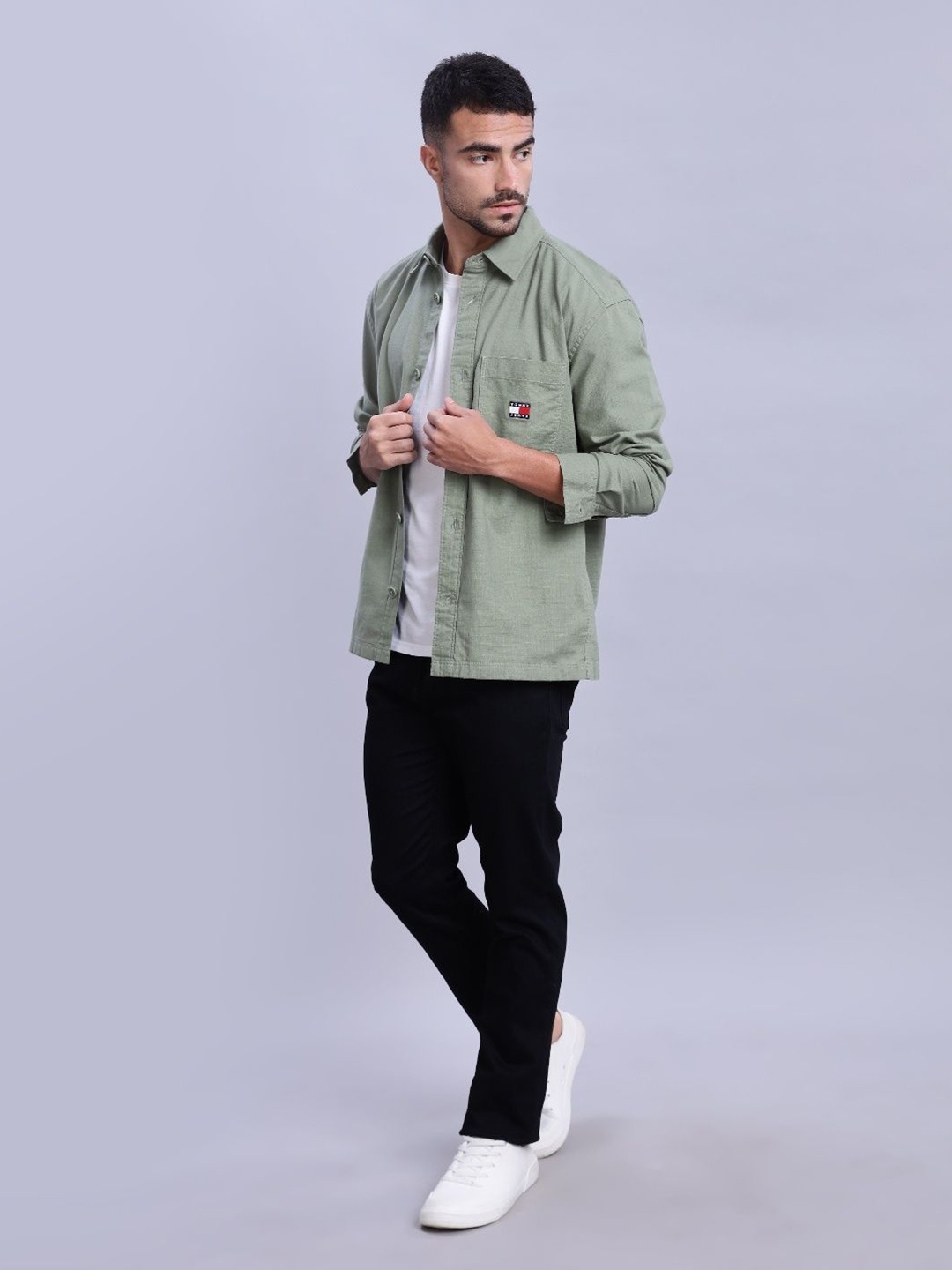 

Tommy Hilfiger Men Oversized Fit Spread Collar Solid Cotton Casual Shirt, Olive