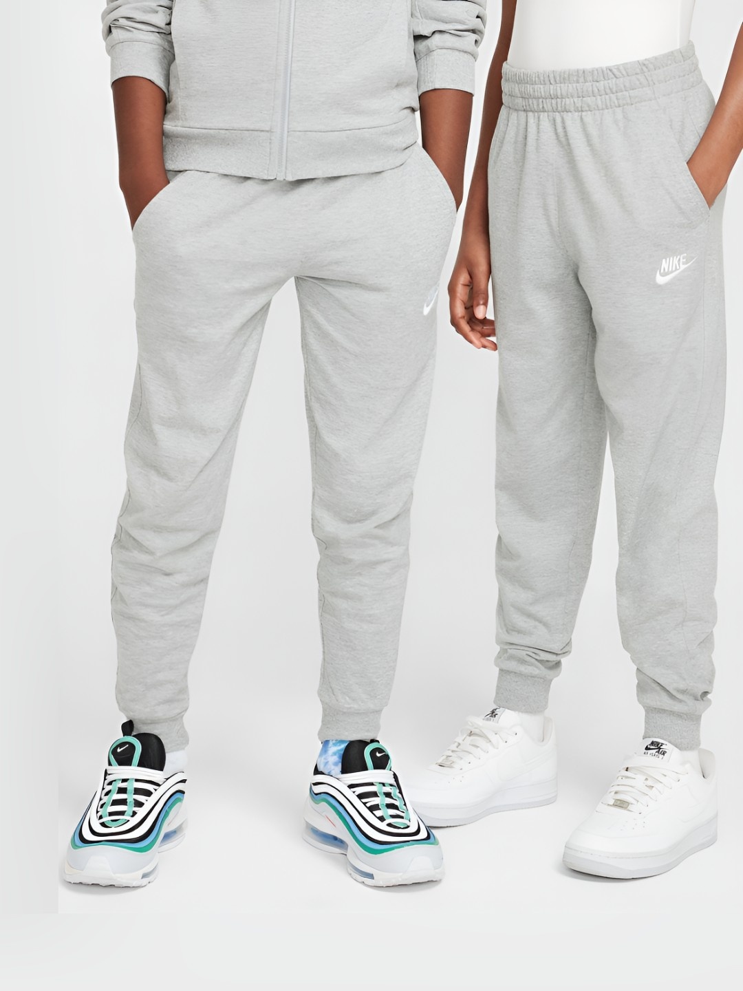 

Nike Sportswear Club Older Kids' Knit Joggers, Grey