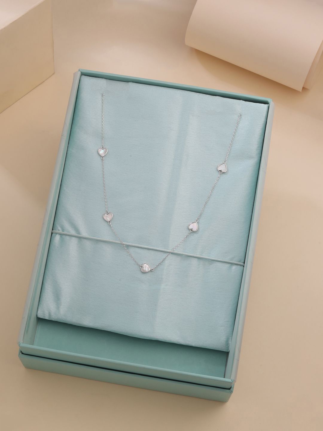 

Kicky And Perky 925 Sterling Silver-Plated Pearls Chain