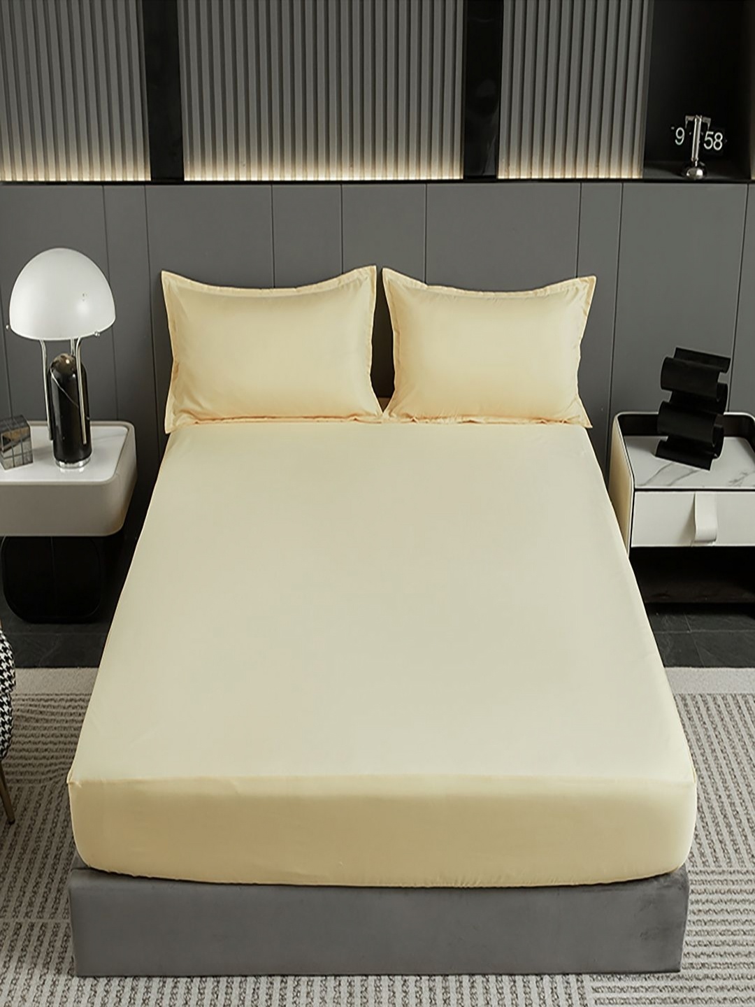 

JC HOME Beige 140 TC Fitted King Bedsheet Set 2.2 m x 2 m