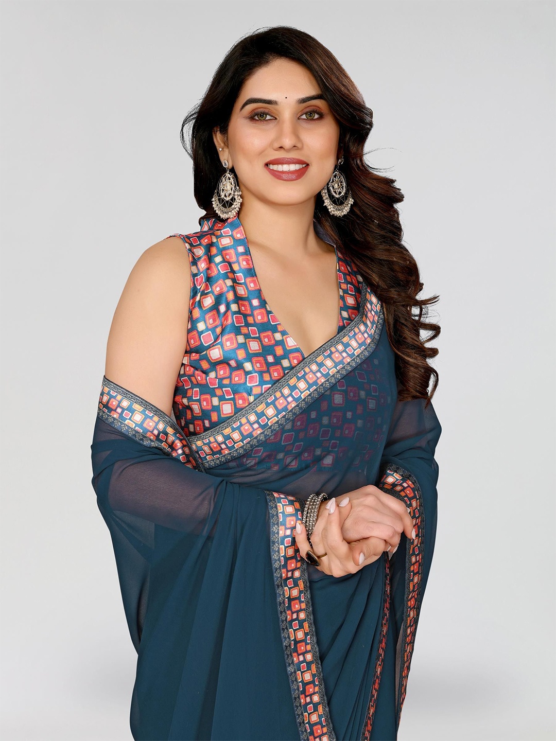 

Civamee Printed Border Solid Saree, Teal