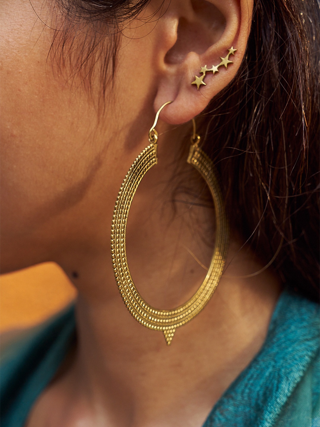 

Soul Works Contemporary Hoop Earrings, Gold
