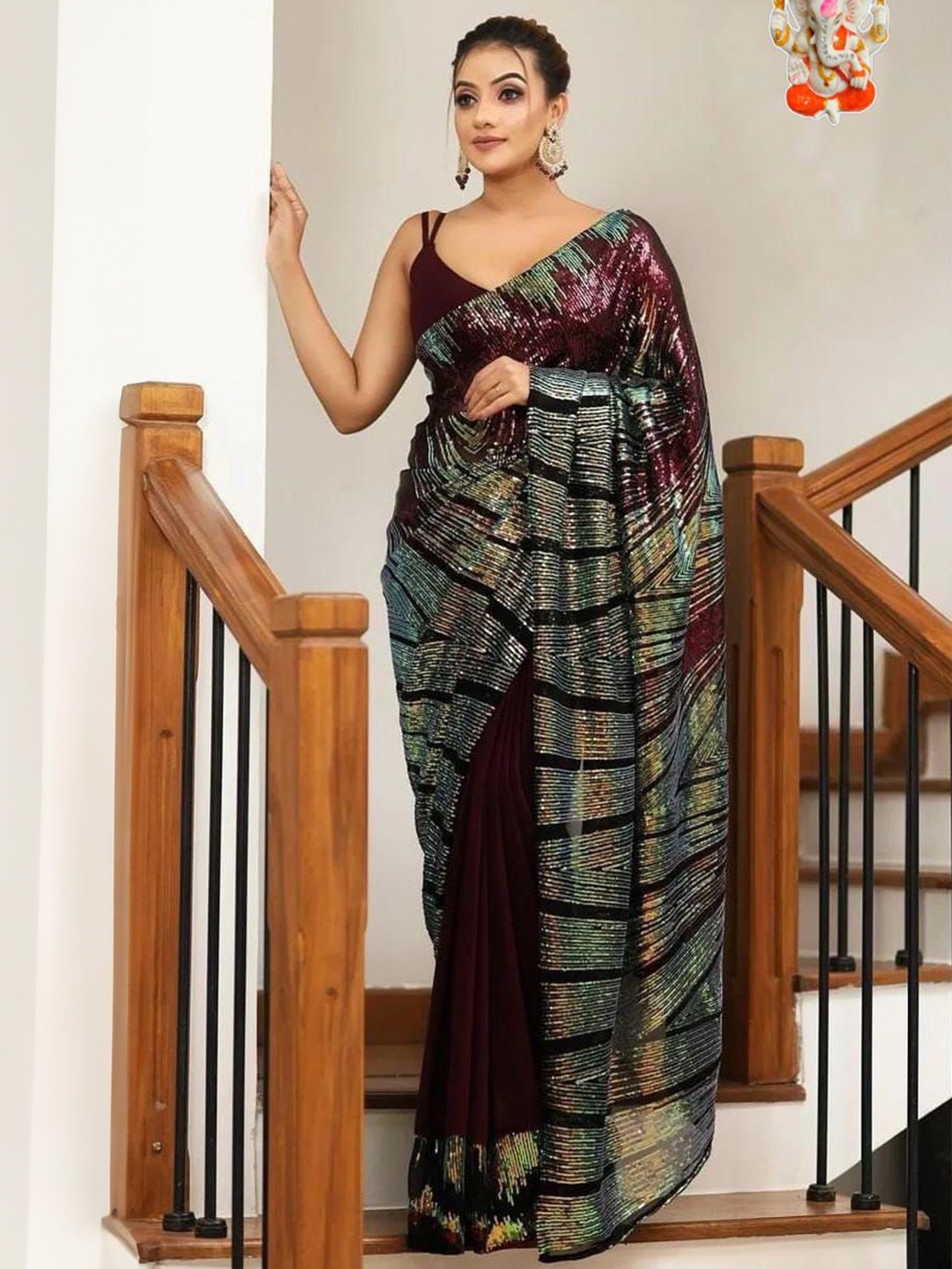

PAYAL CREATION Embellished Sequinned Saree, Red