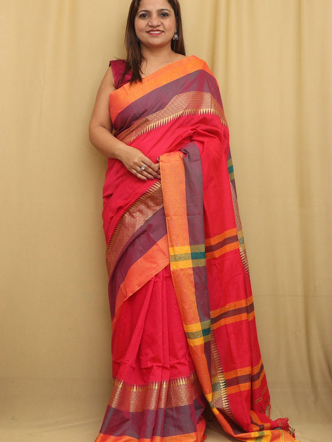 

Luxurionworld Woven Design Pure Cotton Saree, Pink