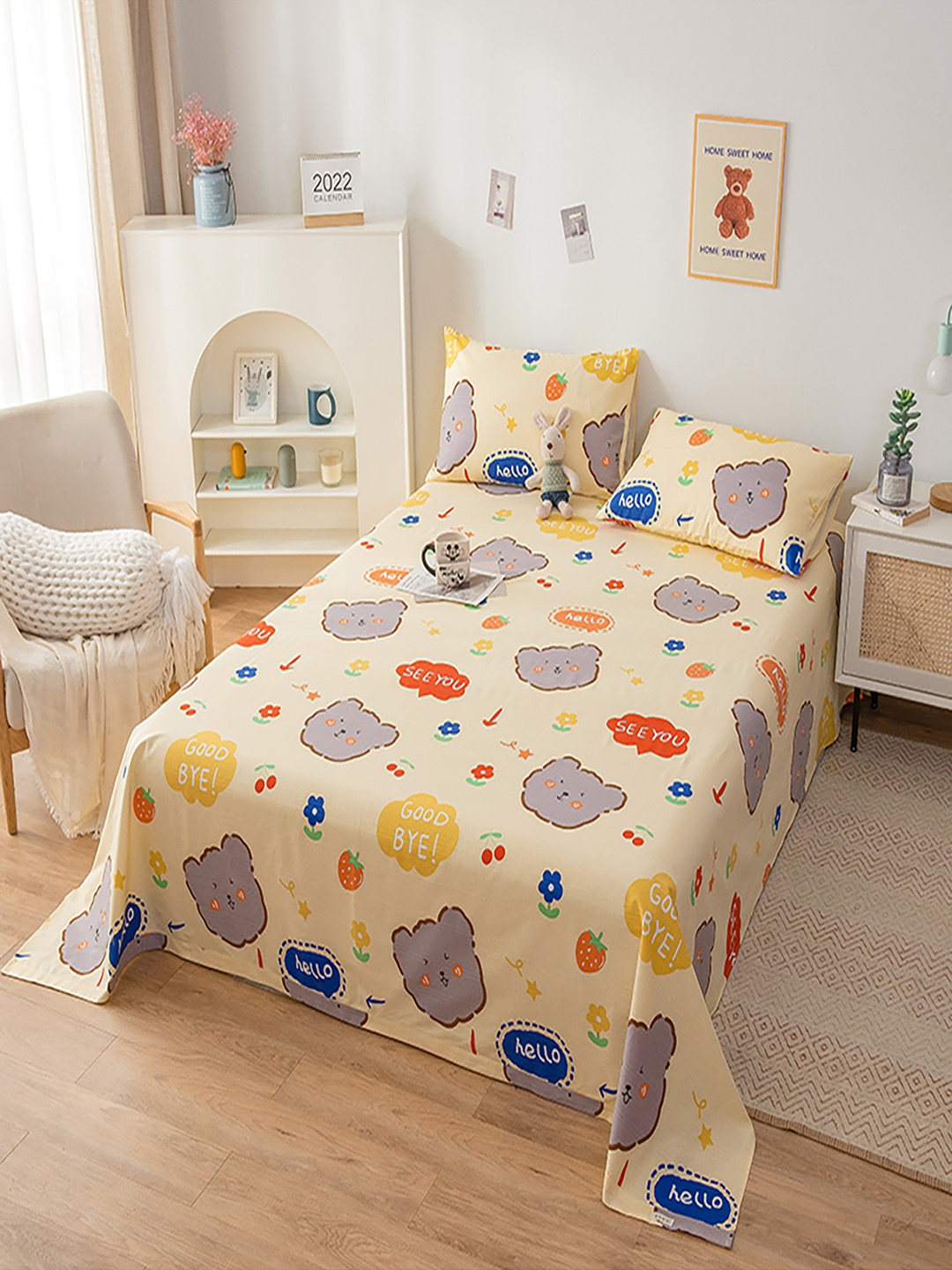 

JC HOME Cream-Coloured & Grey Cartoon Characters 140 TC Single Bedsheet with 1 Pillow Covers