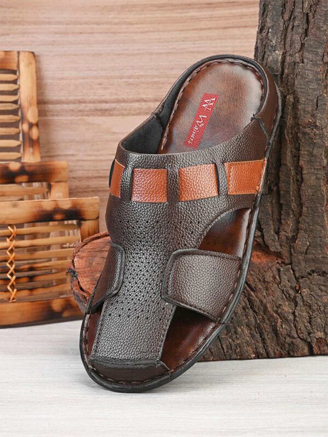 

WAINERS Men Shoe-Style Sandals, Brown