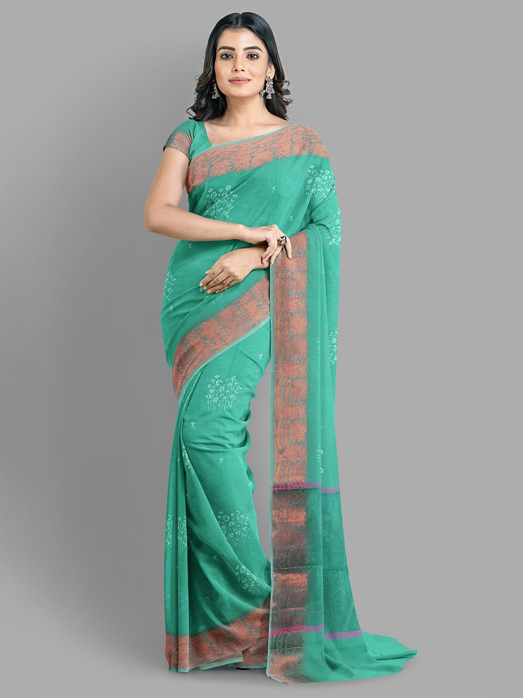 

The Chennai Silks Embellished Embroidered Sambalpuri Saree, Green