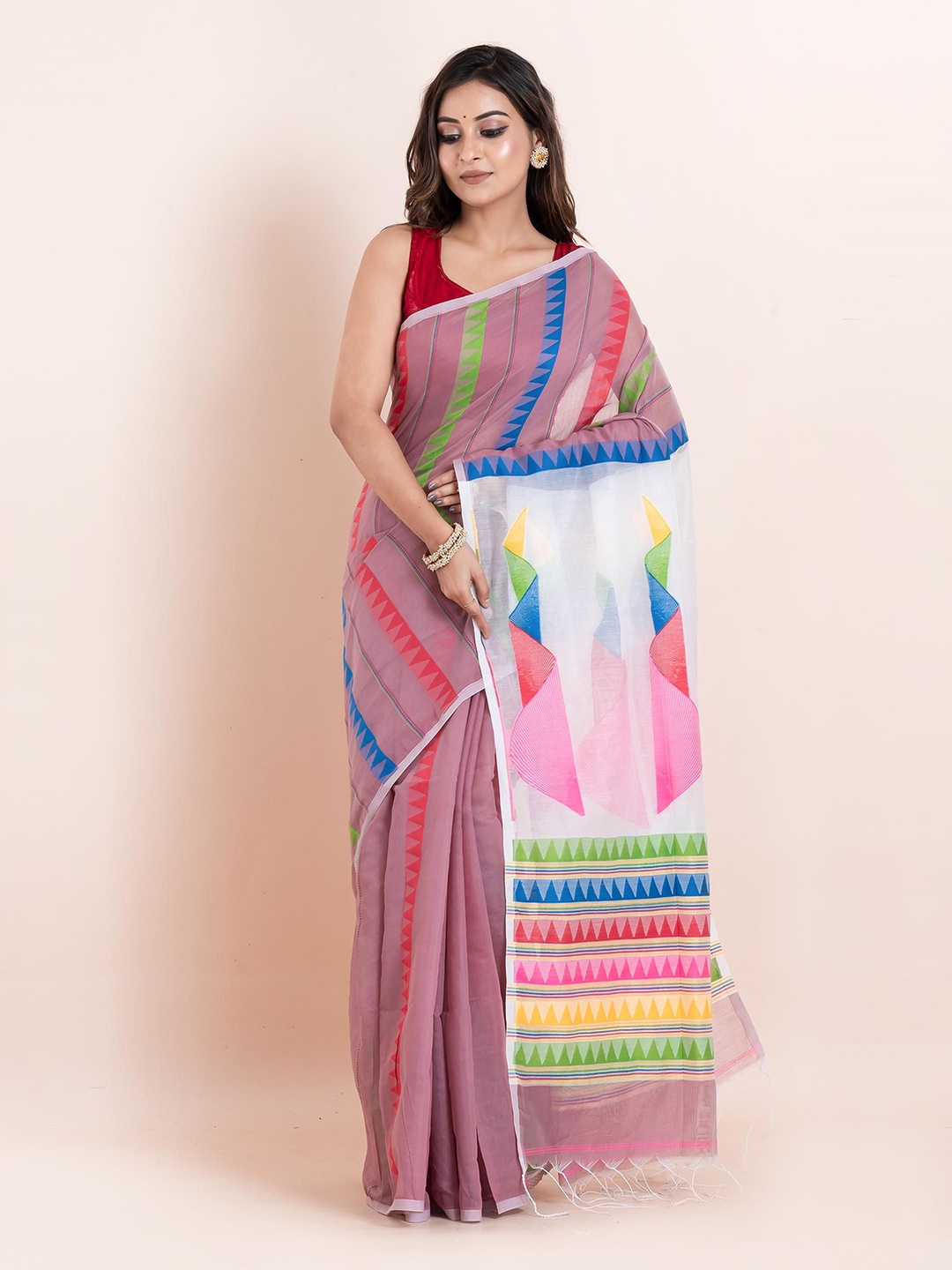 

PUKU Abstract Printed Saree With Blouse Piece, Mauve