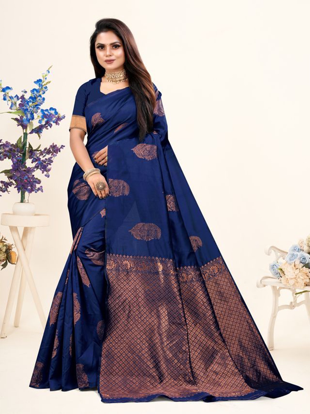 

Exclusiva Woven Design Zari Banarasi Saree, Navy blue