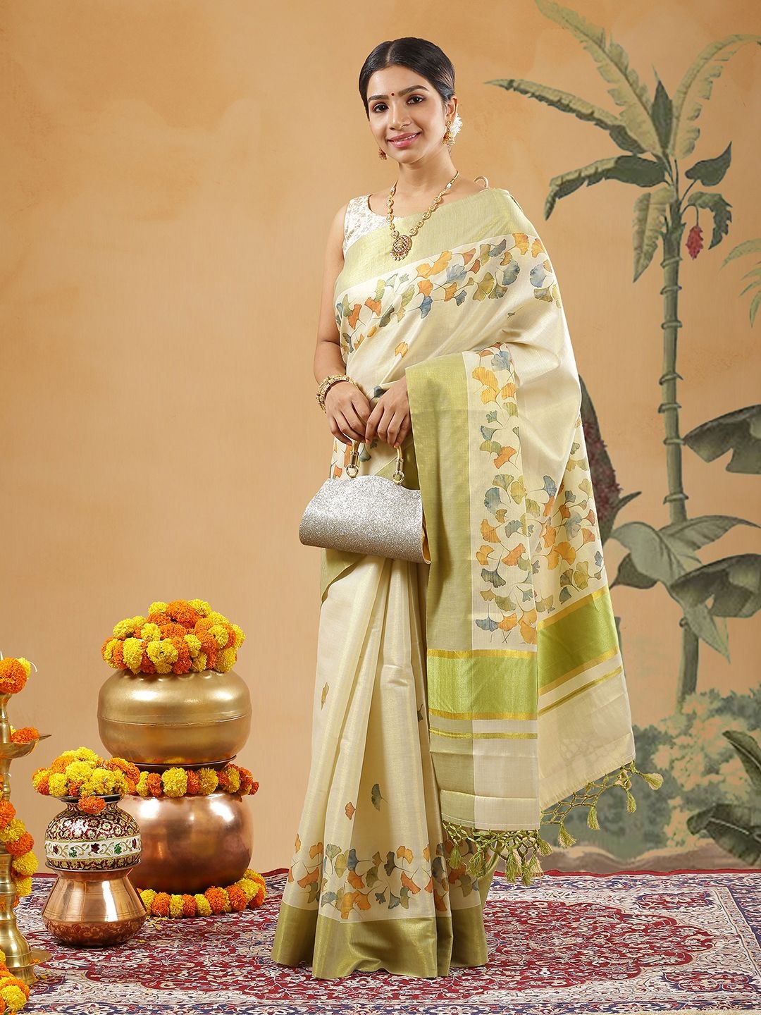 

Kalyan Silks Floral Printed Zari Kasavu Saree, Gold