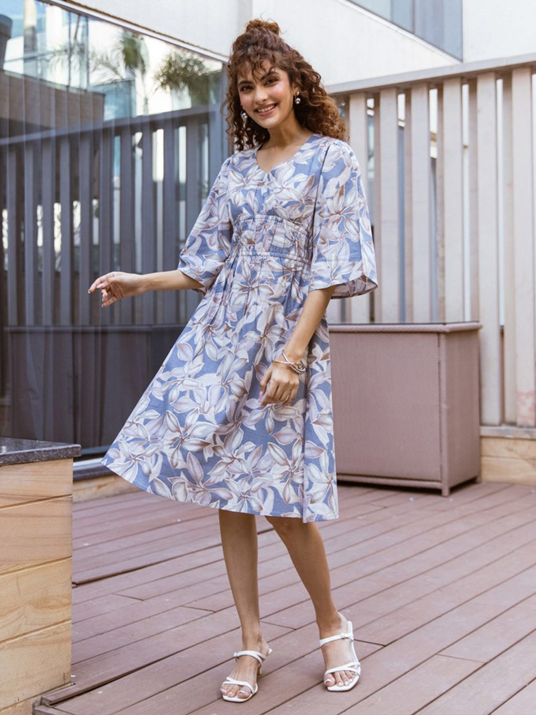 

ARAVALII Women Floral Printed Fit & Flare Dress, Blue