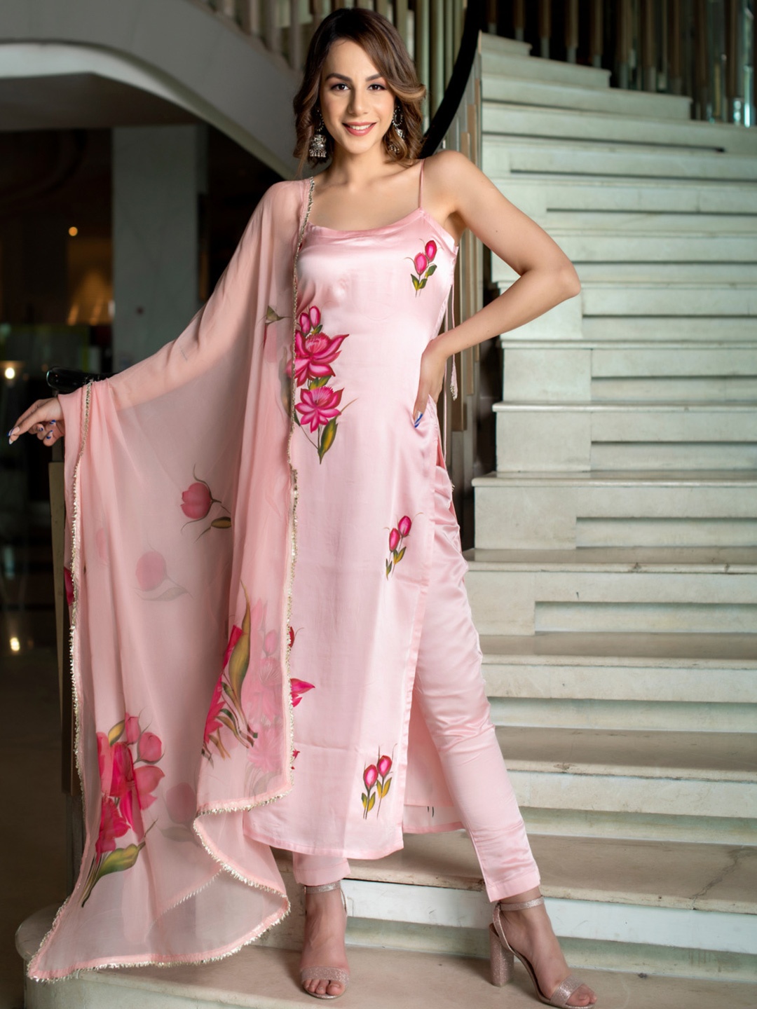 

ASCIIBLUES Floral Printed Shoulder Straps Straight Kurta With Trousers & Dupatta, Pink