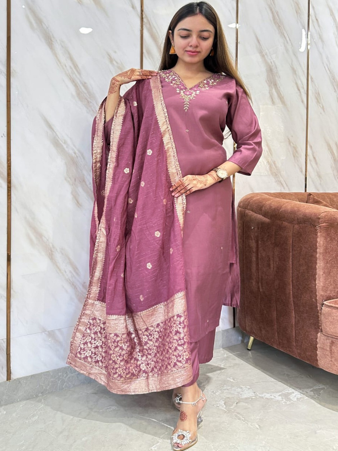 

REALLTREND Floral Embroidered Thread Work Straight Kurta With Trouser And Dupatta, Pink
